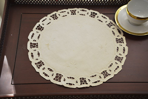 Pearled Ivory Dynasty Cutworks Round Doilies 14" RD. (12 pieces)